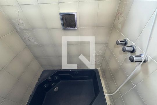 Banheiro da Suíte de apartamento à venda com 4 quartos, 122m² em Vila Guiomar, Santo André