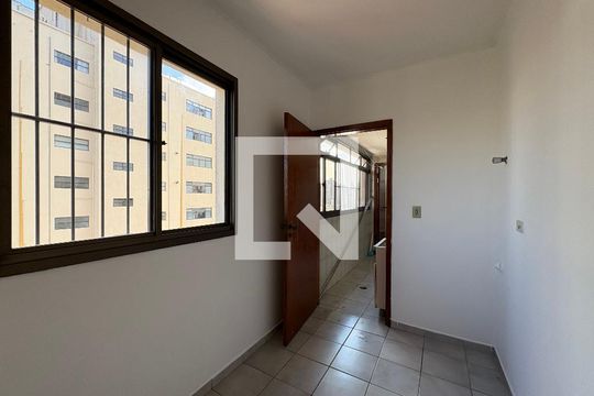 Quarto de serviço de apartamento à venda com 4 quartos, 122m² em Vila Guiomar, Santo André