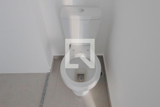 Banheiro de kitnet/studio à venda com 1 quarto, 26m² em Cerqueira César, São Paulo