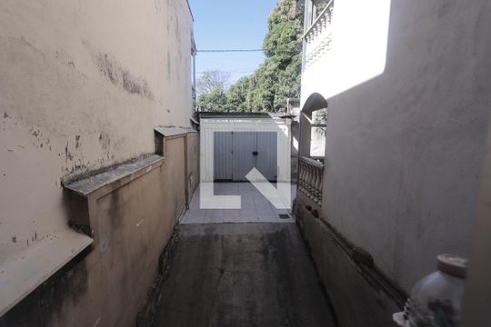 Casa à venda com 6 quartos, 540m² em Goiânia, Belo Horizonte