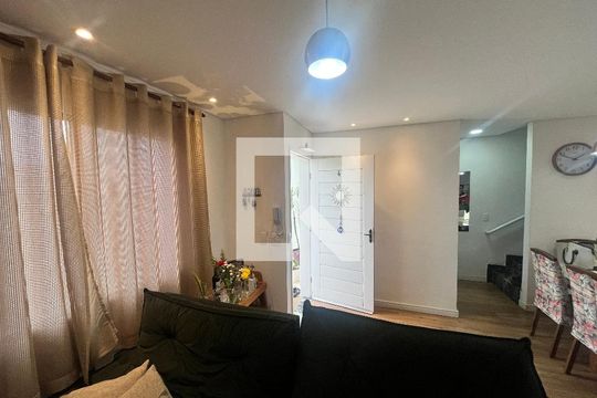 Sala de casa de condomínio à venda com 3 quartos, 120m² em Vila Aurora (zona Norte), São Paulo