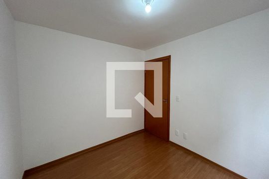 Quarto 2 de apartamento à venda com 2 quartos, 40m² em Santos Dumont, São Leopoldo
