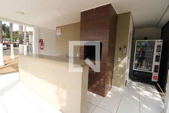 Área comum - Churrasqueira de apartamento para alugar com 2 quartos, 45m² em Chácaras Tubalina E Quartel, Uberlândia