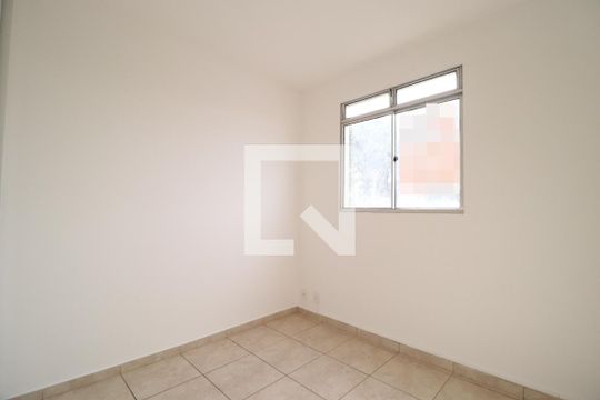 Quarto 2 de apartamento para alugar com 2 quartos, 45m² em Chácaras Tubalina E Quartel, Uberlândia