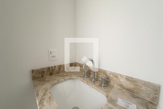 Banheiro Social de kitnet/studio à venda com 1 quarto, 26m² em Perdizes, São Paulo