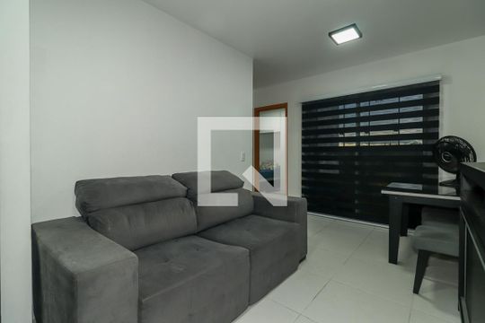 Apartamento à venda com 2 quartos, 47m² em Rubem Berta, Porto Alegre