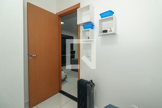 Quarto 1 de apartamento à venda com 2 quartos, 47m² em Rubem Berta, Porto Alegre