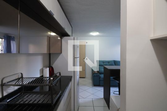 Cozinha e Área de Serviço de apartamento à venda com 2 quartos, 40m² em Mato Grande, Canoas