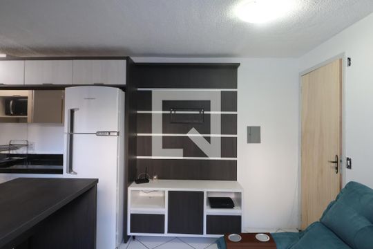 Sala de apartamento à venda com 2 quartos, 40m² em Mato Grande, Canoas