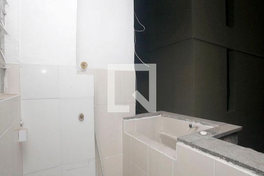 Cozinha e Área de Serviço de apartamento à venda com 1 quarto, 57m² em Centro Histórico, Porto Alegre