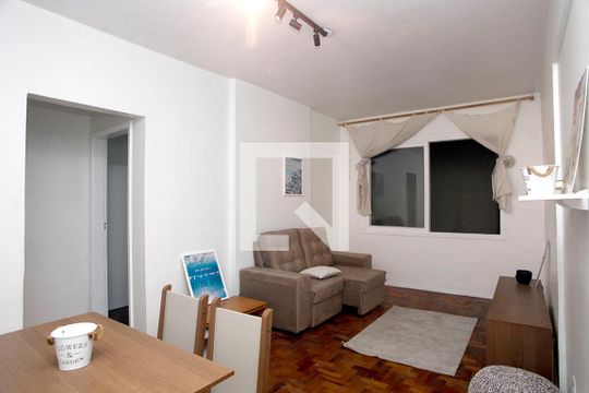 Sala de apartamento à venda com 1 quarto, 57m² em Centro Histórico, Porto Alegre