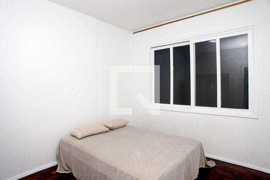 Quarto de apartamento à venda com 1 quarto, 57m² em Centro Histórico, Porto Alegre