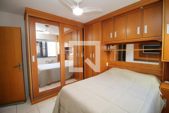 Suíte de apartamento à venda com 3 quartos, 95m² em Vila da Penha, Rio de Janeiro