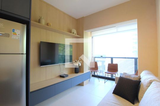Studio de kitnet/studio para alugar com 1 quarto, 31m² em Vila Olímpia, São Paulo