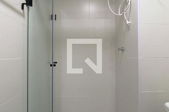 Banheiro da Suíte de kitnet/studio para alugar com 1 quarto, 31m² em Vila Olímpia, São Paulo