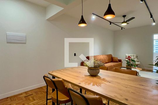 Sala de Jantar de apartamento para alugar com 2 quartos, 86m² em Pinheiros, São Paulo