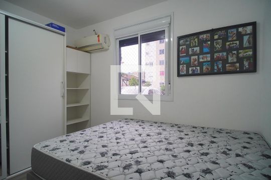Quarto 1 de apartamento para alugar com 2 quartos, 70m² em Santo Afonso, Novo Hamburgo