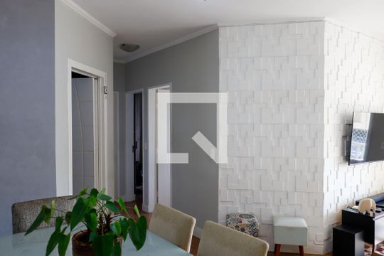 Sala de apartamento para alugar com 2 quartos, 60m² em Piratininga, Osasco
