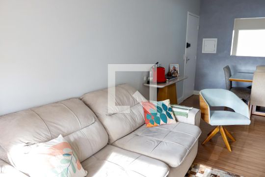 Sala de apartamento para alugar com 2 quartos, 60m² em Piratininga, Osasco