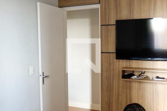 Quarto 2 de apartamento para alugar com 2 quartos, 60m² em Piratininga, Osasco
