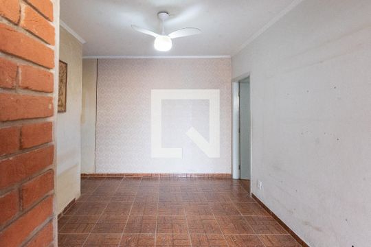 Sala de casa à venda com 3 quartos, 142m² em Jardim Ipaussurama, Campinas