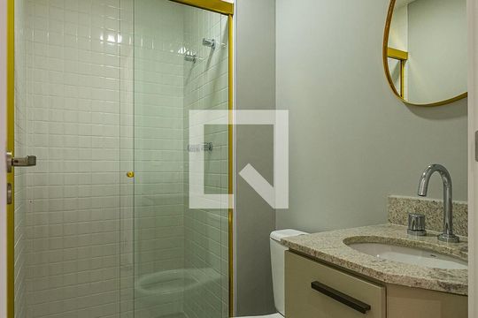 Banheiro de kitnet/studio à venda com 1 quarto, 21m² em Jardim Paulista, São Paulo