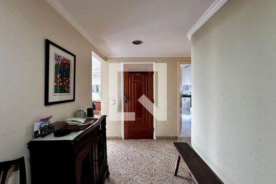 Corredor Quartos de apartamento à venda com 4 quartos, 170m² em Granja Julieta, São Paulo