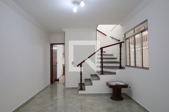 Sala de casa para alugar com 3 quartos, 250m² em Vila Sao Pedro, São Paulo