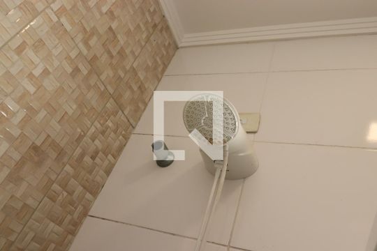 Banheiro - Chuveiro de apartamento para alugar com 2 quartos, 68m² em Jardim das Maravilhas, Santo André