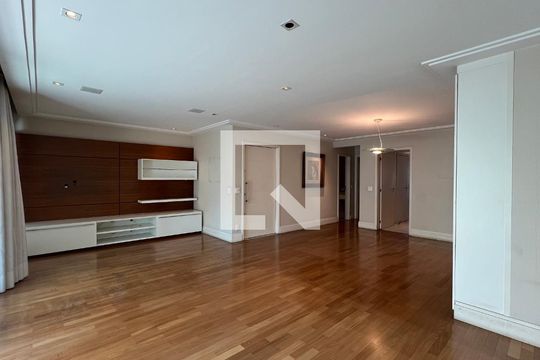 Apartamento para alugar com 3 quartos, 162m² em Jardim Paulista, São Paulo