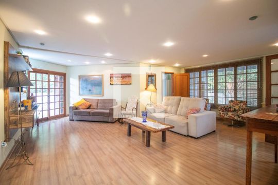 Sala de casa à venda com 3 quartos, 250m² em Aberta dos Morros, Porto Alegre