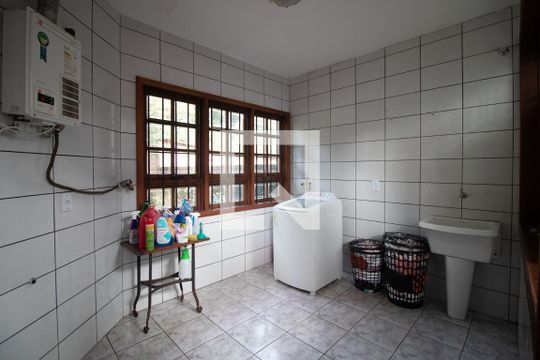 Área de Serviço de casa à venda com 3 quartos, 250m² em Aberta dos Morros, Porto Alegre