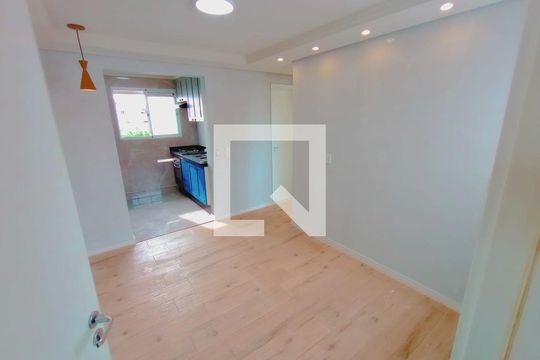 Apartamento para alugar com 2 quartos, 39m² em Jardim Albertina, Guarulhos