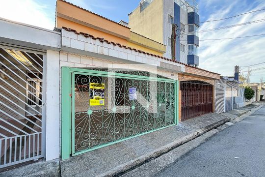 Fachada + Plaquinha de casa à venda com 4 quartos, 189m² em Vila Dourados, São Bernardo do Campo