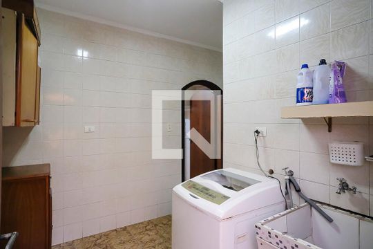 Área de Serviço de casa à venda com 4 quartos, 189m² em Vila Dourados, São Bernardo do Campo