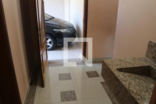 Lavabo de casa à venda com 4 quartos, 300m² em Jardim Sao Caetano, São Caetano do Sul