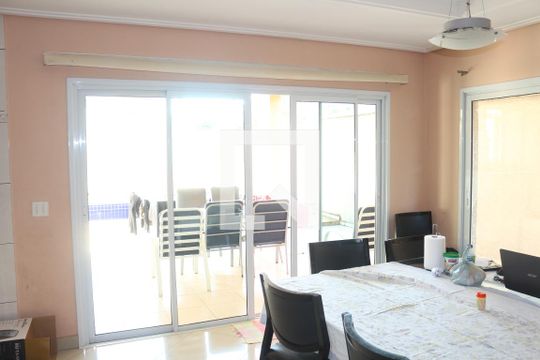 Sala de casa à venda com 4 quartos, 300m² em Jardim Sao Caetano, São Caetano do Sul