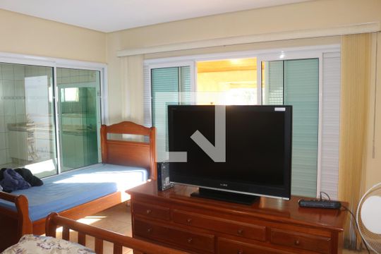 Suíte 1 de casa à venda com 4 quartos, 300m² em Jardim Sao Caetano, São Caetano do Sul