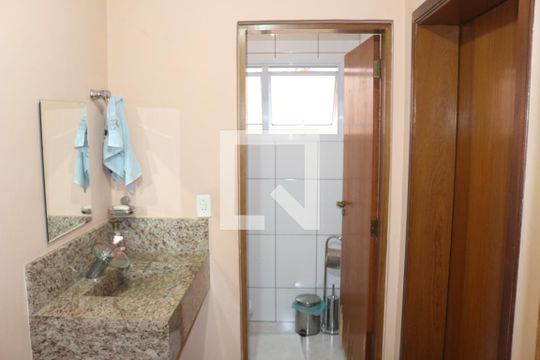 Lavabo de casa à venda com 4 quartos, 300m² em Jardim Sao Caetano, São Caetano do Sul