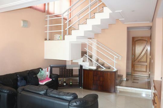 Casa à venda com 4 quartos, 300m² em Jardim Sao Caetano, São Caetano do Sul