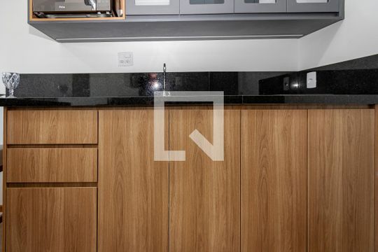 Cozinha de kitnet/studio para alugar com 1 quarto, 26m² em Santo Amaro, São Paulo