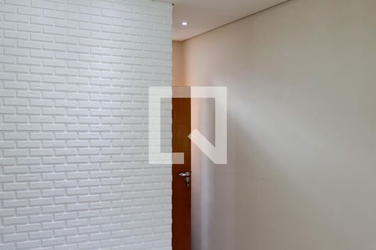 Sala de casa à venda com 3 quartos, 180m² em Santa Maria, Osasco