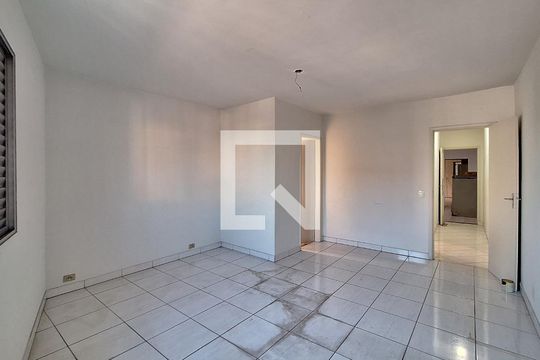 Suíte 1 de casa para alugar com 3 quartos, 250m² em Alto da Lapa, São Paulo