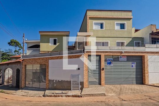 Casa de Condomínio para alugar com 2 quartos, 64m² em Vila Pereira Cerca, São Paulo