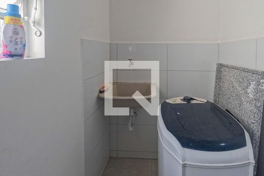 Área comum - Academia de casa de condomínio para alugar com 2 quartos, 64m² em Vila Pereira Cerca, São Paulo