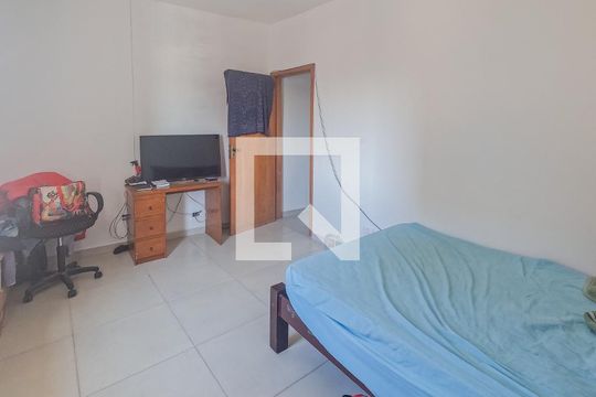 Quarto 2 de casa de condomínio para alugar com 2 quartos, 64m² em Vila Pereira Cerca, São Paulo