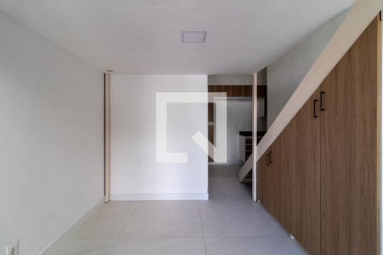 Studio de kitnet/studio para alugar com 1 quarto, 27m² em Perdizes, São Paulo