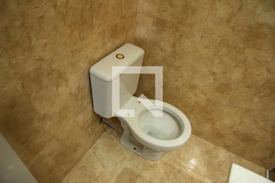Banheiro de apartamento à venda com 3 quartos, 86m² em Parque Imperial, São Paulo