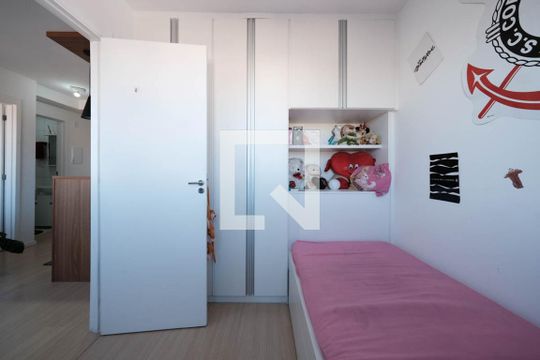 Quarto 1 de apartamento para alugar com 2 quartos, 37m² em Cidade Antônio Estêvão de Carvalho, São Paulo