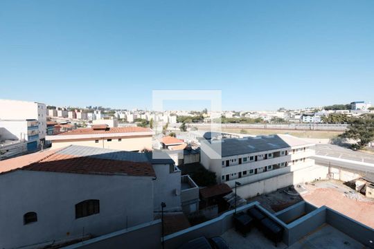 Vista Sala/Cozinha de apartamento para alugar com 2 quartos, 37m² em Cidade Antônio Estêvão de Carvalho, São Paulo